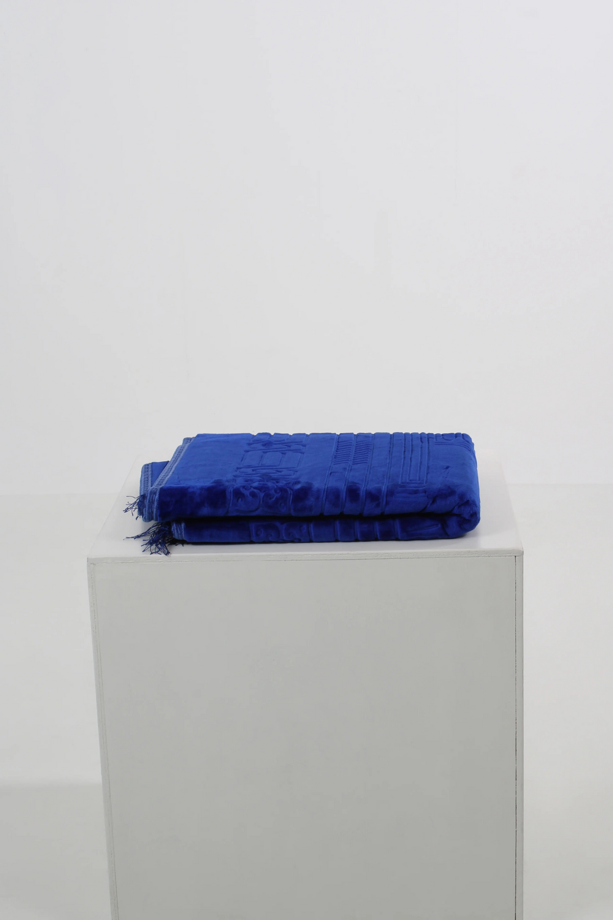 Brettet-bønneteppe-prayer-mat--blå-qamar.no