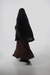 Ruffles-Khimar-Hijab-Svart-Qamar-2
