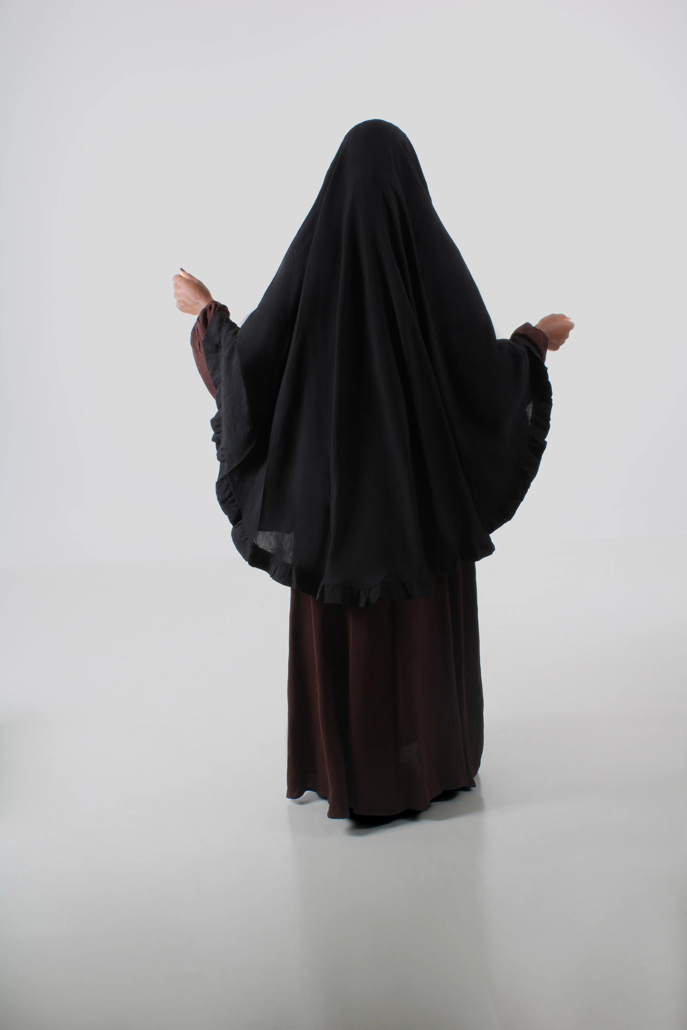Ruffles-Khimar-Hijab-Svart-Qamar